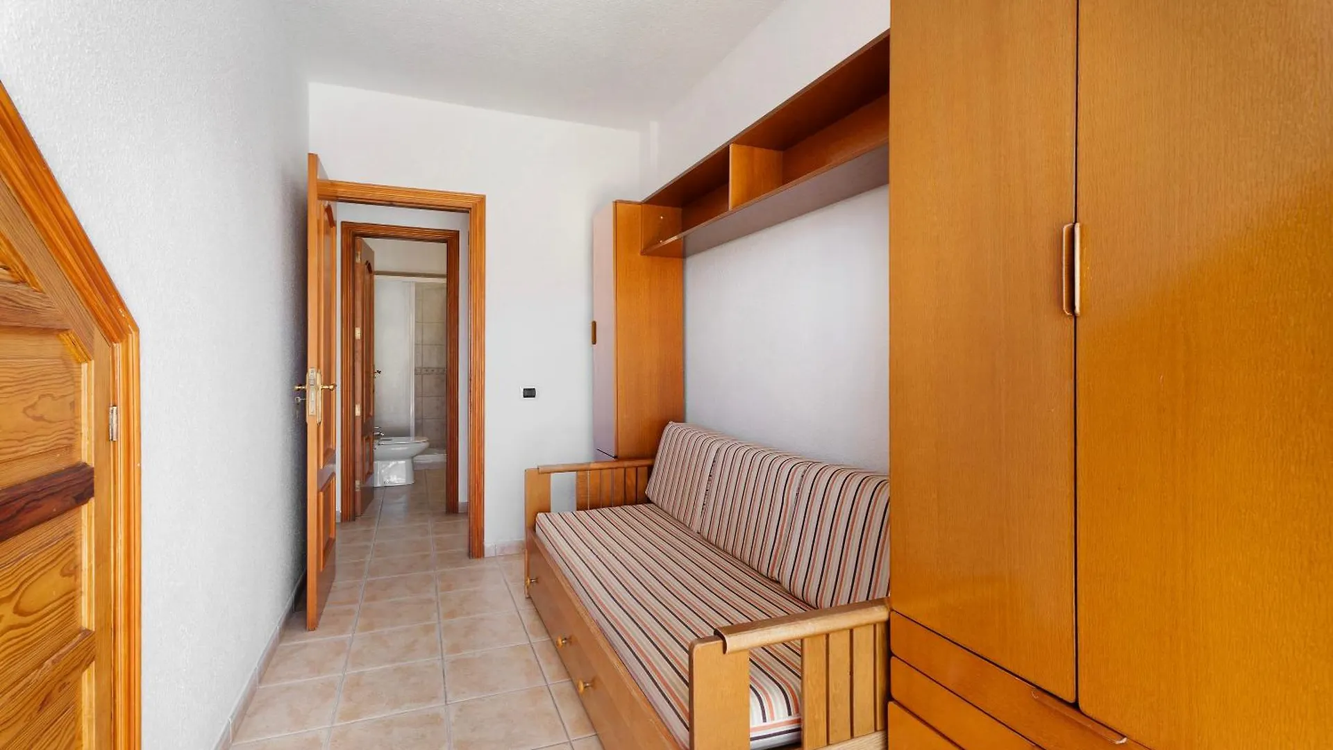 Apto La Colina Los Cristianos Arona  Apartmán Arona (Tenerife)